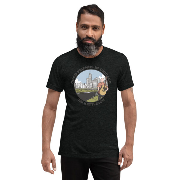 Good Friends in Chicago Short Sleeve T-shirt - Image 11